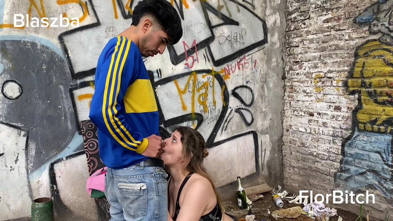 Blaszba: Urbex 和我的女朋友