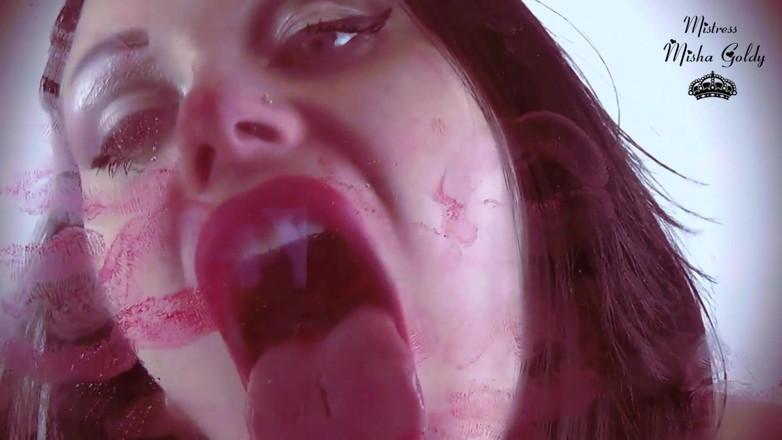Goddess Misha Goldy: Sensual beijos vermelhos
