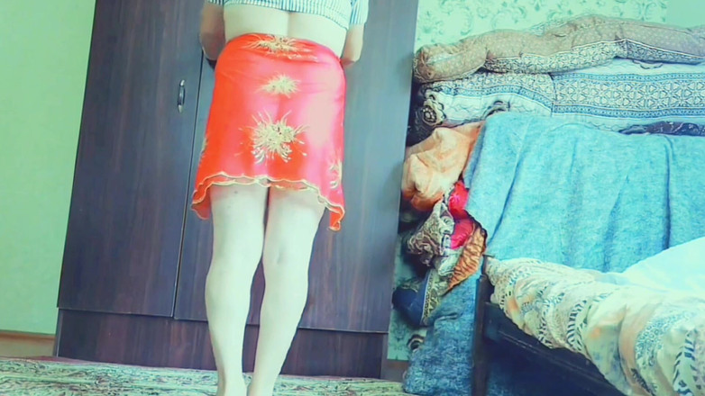 Kitty_Cross: मैं प्यारी हूँ, लेकिन मैं तुम्हारा दिमाग बर्बाद कर दूंगा