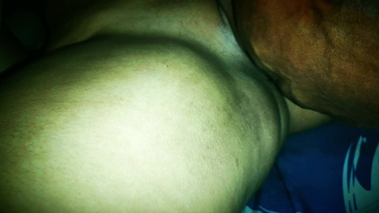 LiL Latin Goddess: 젖탱이를 핥고 시오후키