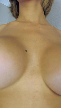 Mia Perriera No Bras Allowed Ii