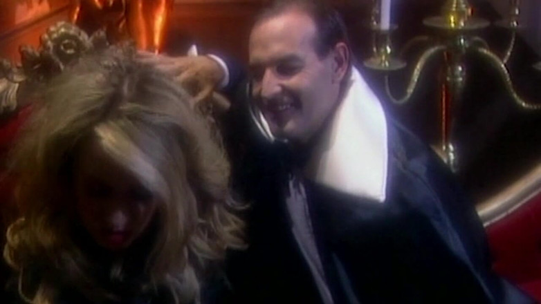 ORGASMX: Гарячий Ретро-секс З Дракулою