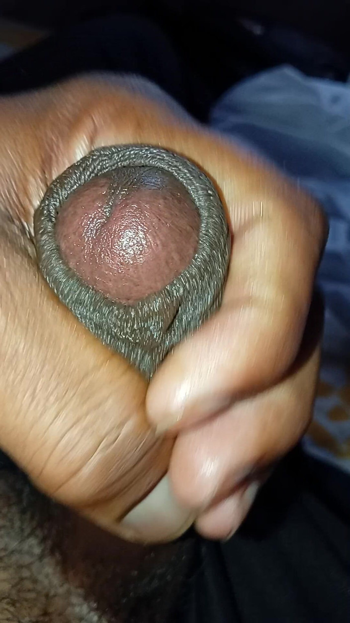 Kejken87: Sozinho em casa, sentindo o tabuleiro brincando em silêncio