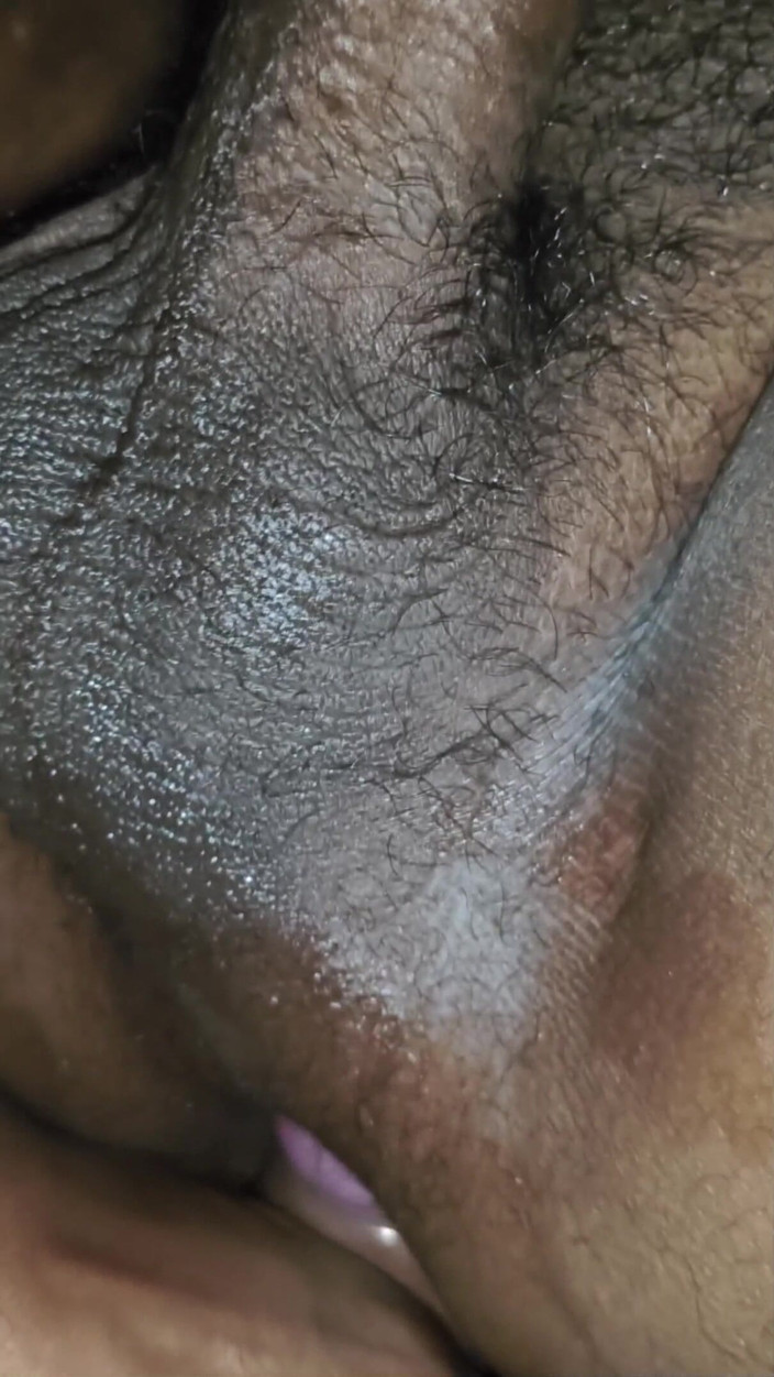 Sa123bh: Indiska heta desi gentleman män njuter av rummet