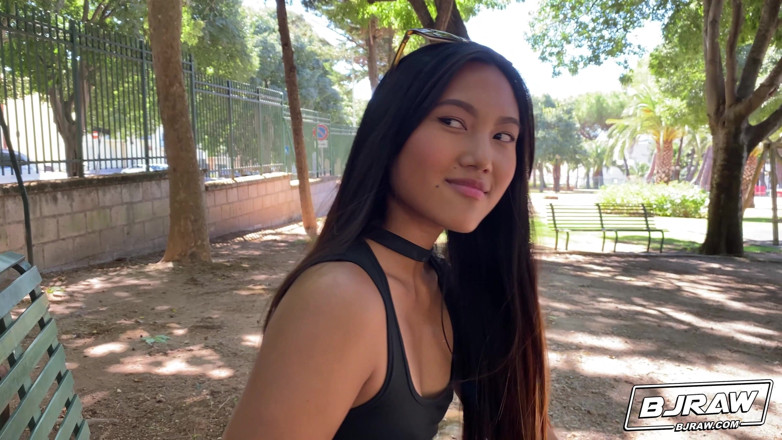 BJ Raw: Bjraw May Thai's Mouth Gets Loaded