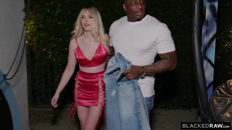 Blackedraw: Blackedraw Pretty Blonde Has Unquenchable Thirst for BBC