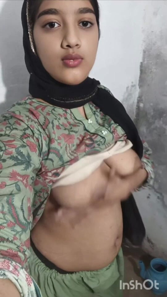 Naughty_Sana: Beautiful Hijabi Girl Showing Hot Big Boobs