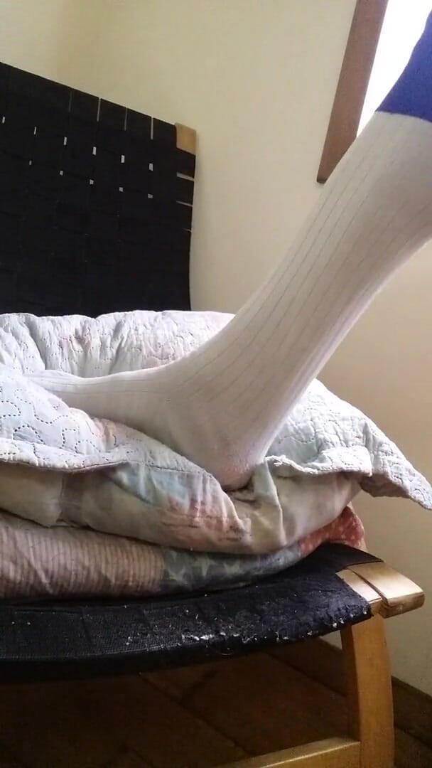 Boy top Amador: サッカーの後の男性の足が好きですか?!