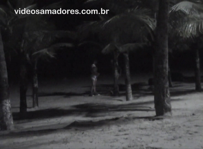 Amateurs videos: My wife fucked an unknown man on the beach