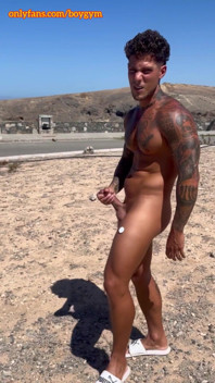 Huge Cum in the Streetwith No Touch