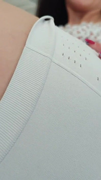 POV 縮小したパパが買い物に連れて行く 乳首 陰部クローズアップ シャナックスノウ 逆さまの乳首