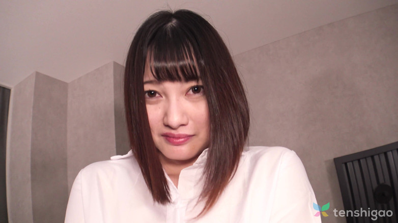 Tenshigao: นานะ โอคาโมโตะ มาเล่นกับเราในชุด OL กับถุงน่องสีดำ