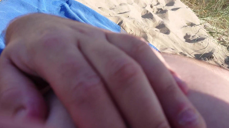 Double-Dutchies: Dutch Beach Fuck