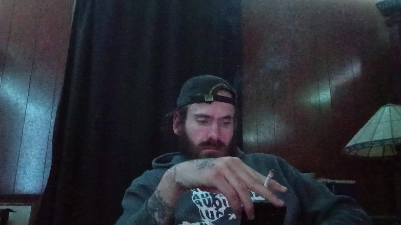 Rob Strokes: 抽烟玩电子游戏