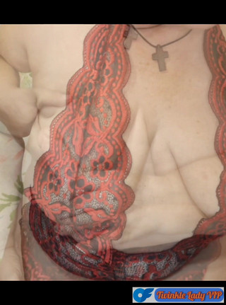 Twinkle Lady VIP: Obrovské povislé kozy a sexy kundička nevlastní mámy