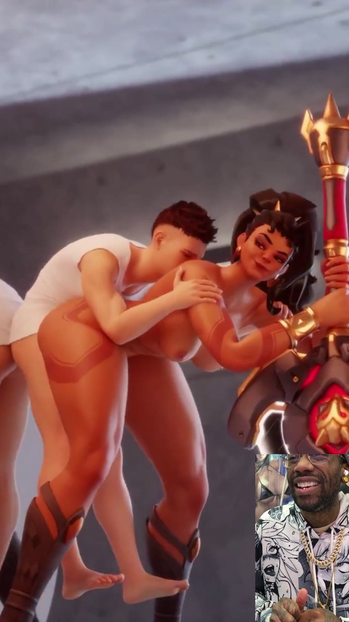 Good news media: Waifu quỷ dễ thương đằng sau mông của cô ấy trên một...