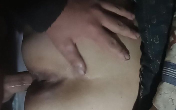 Dog4242: Hlučná zralá vagina