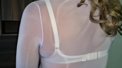 Only bras: Nylon, durchsichtigung und vergnügen