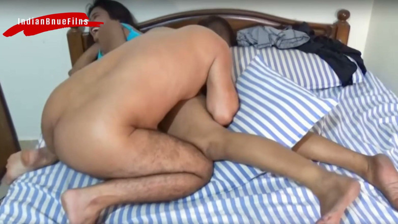 IndianBlueFilms: Tharki chica amiga