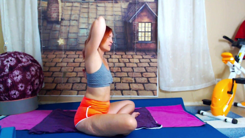 Aurora Willows: Hip mobility strengthening and hip openers. Heals sciatica