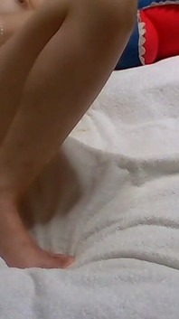 Teen Japan Girl Hana Sexy Fun on the Bed Hairy Pussy Small Tit Nature