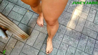 JasmineJade: Berjalan kaki tanpa kaki di luar rumah vol 2