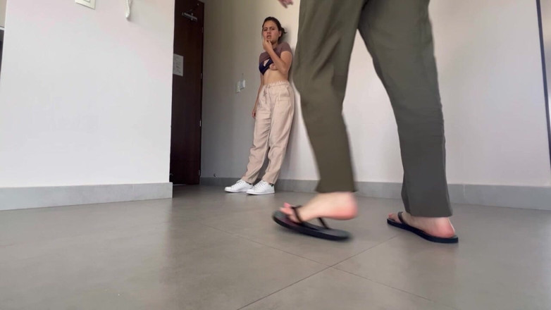 scarlettandc: Když se do sebe narazíme, je nám to velmi horké