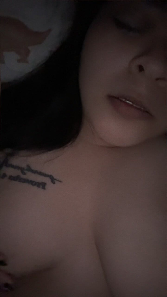 OctaviaLuv: Ước gì có ai đó ở đây