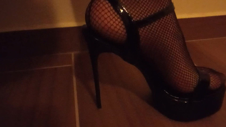 Georgia cross: Foot Fetish