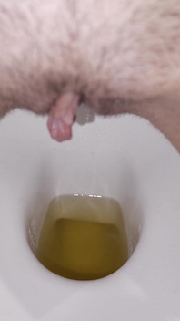 İşeyen amcık yakın çekim derlemesi! Farklı külotlar! POV!