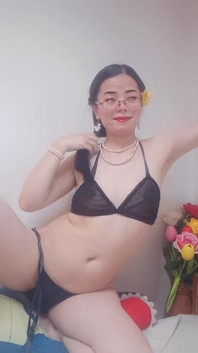 二本指でアナルに入れる すごいセックス