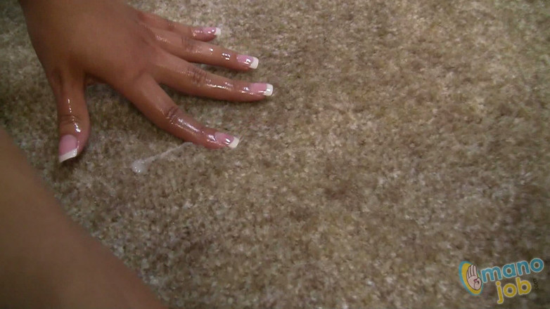 Mano Job: ग्लू उसकी आंखें बंद