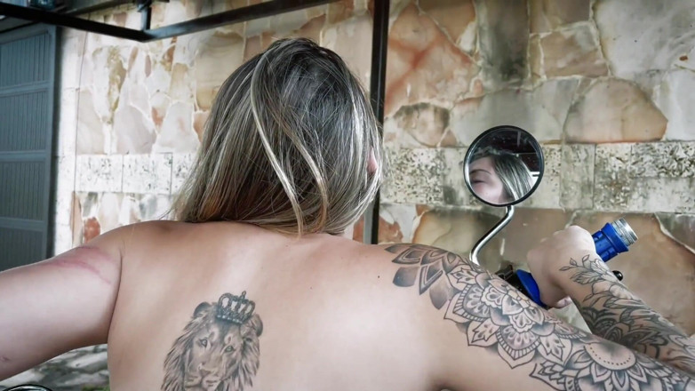 Sara Blonde: Motosiklet tutkunları bölüm 1