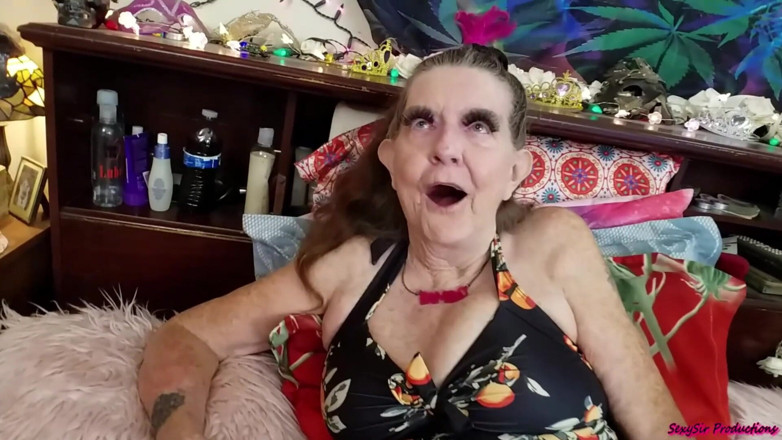 Sexy Sandra N Sir Christopher: Zlomené boty chybí ukazování, dobré šukání