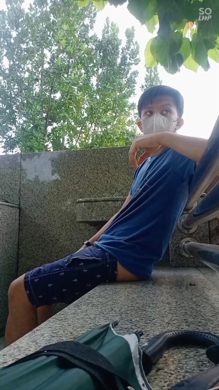 Rent A Gay Productions: Aisa Young Twink Melancap Di Luar Dan Pancut