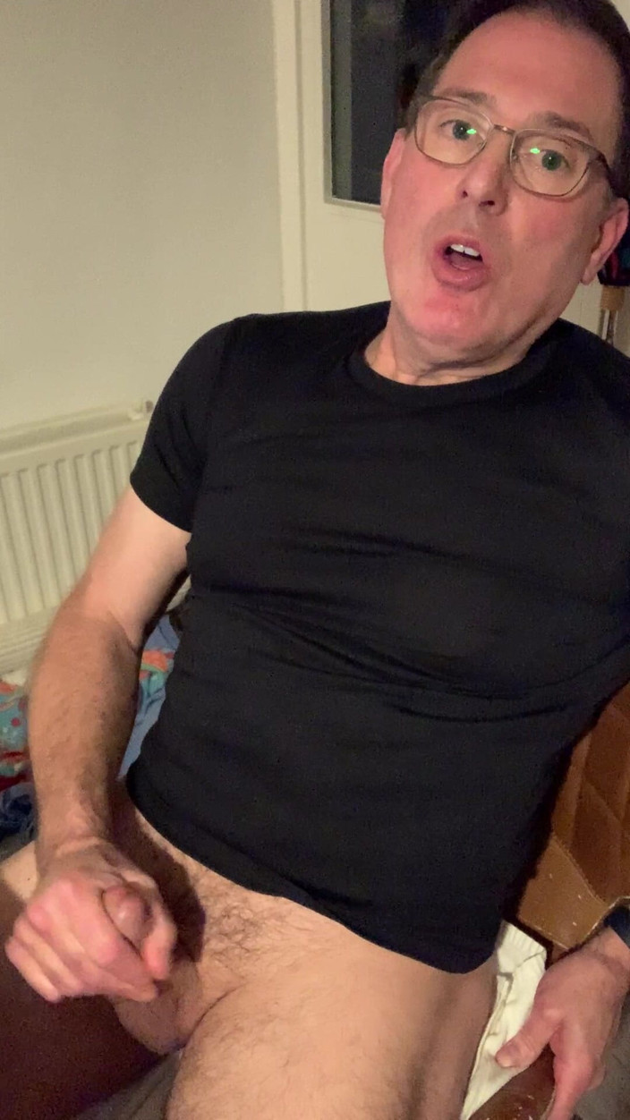 TJenner: Jerking--off Before Bed at the Table. Nice Ogasm