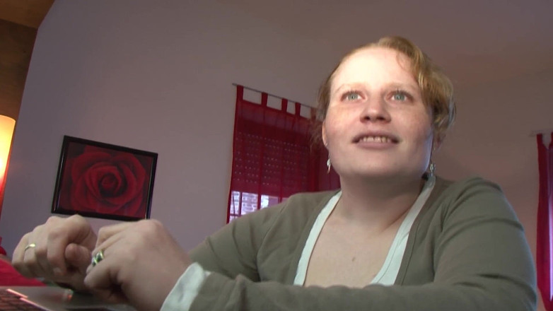 Deutsche Camgirls: BBW German Chick Swallows Jizz After Amateur Fuck Session