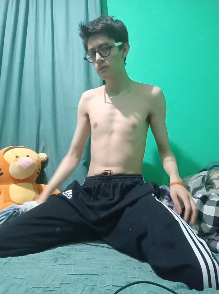 Alex30oct: Weird Guy Gets Hot