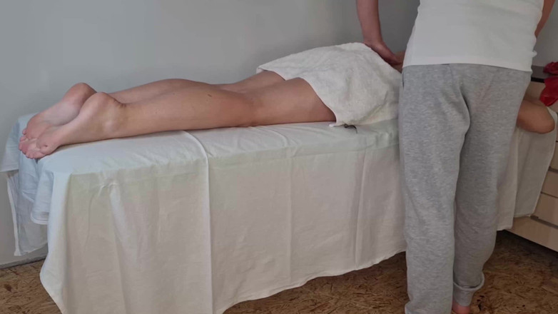 Viktoria_sekret: 마사지 세션에서의 캐주얼 섹스