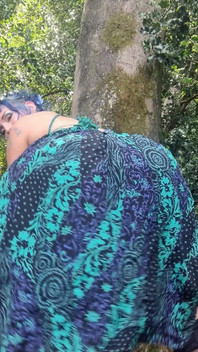 Do You Like Jiggling Asses?