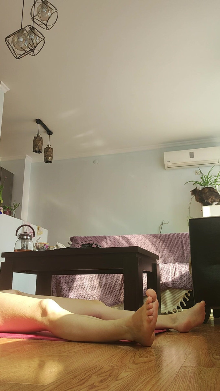 FenekManul: Yoga Princess Does Her Morning Training