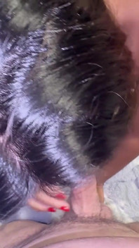 La milf filippina prende un disordinato creampie e bagna le mutandine - Lexxi Wett