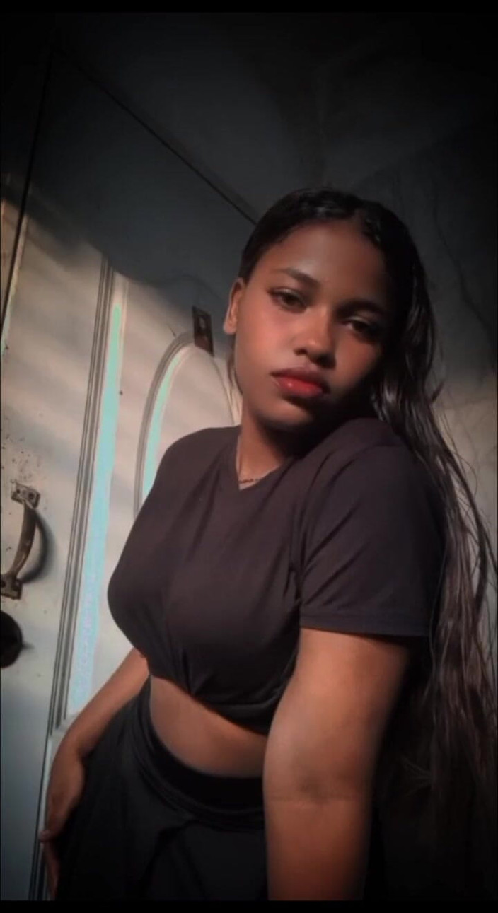 Minayi: İçeriğimi seviyorsanız neden beni mavimle aramıyorsun ve harika şeyler göreceksiniz