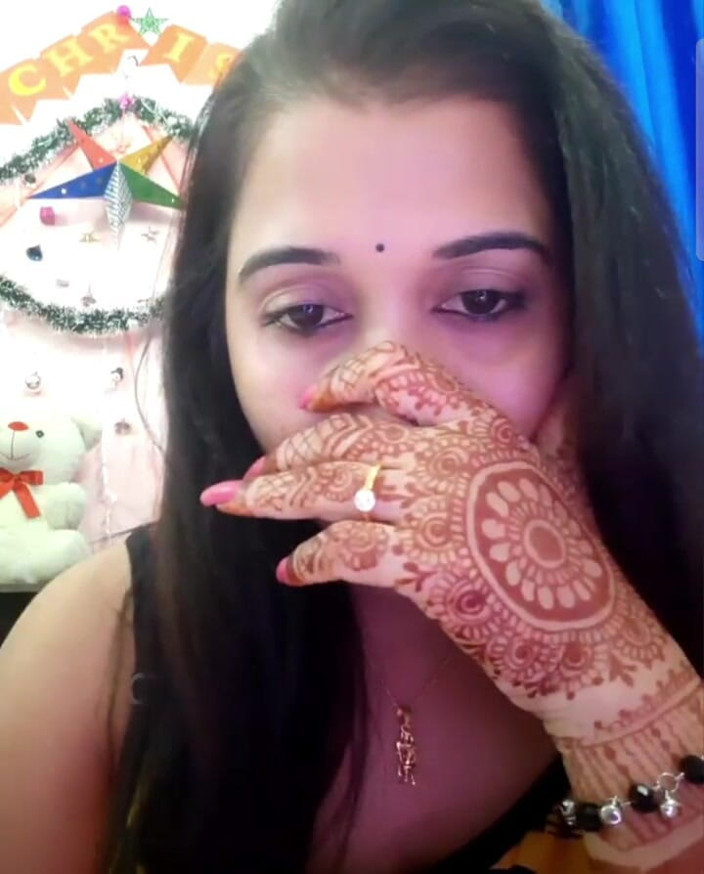 Kanchan devi: 영상 통화 중 펌핑하는 똑똑한 바비 하드코어 보지