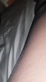 Dani_leg in sexy zwarte panty's en hoge hakken