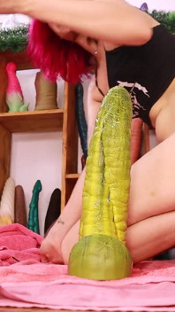 Xxl dildo dělá největší stříkání