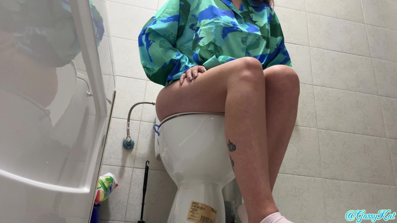 GassyKat: La toilette giornaliera stagione 3 episodio 11