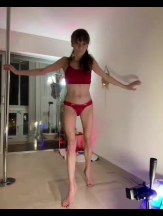 Chris06d72: Tanečnice