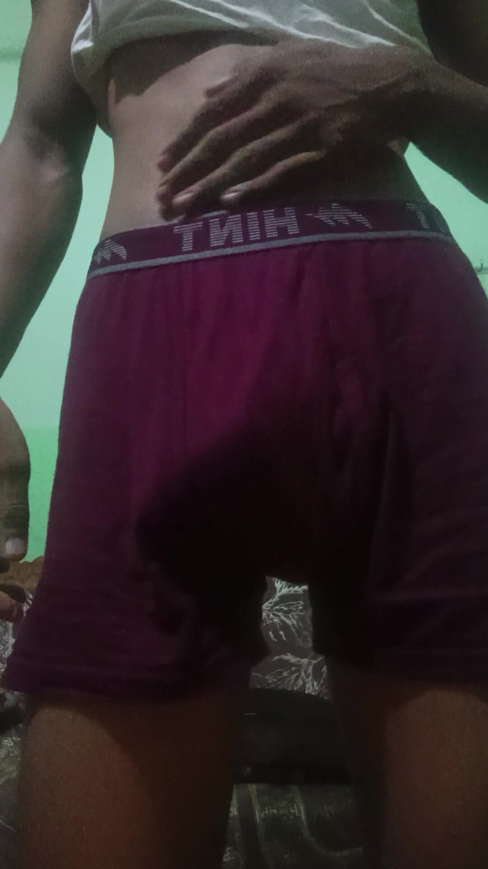 Xxx hard core India: ใช้มือ 18+ หนุ่มช่วยตัวเอง