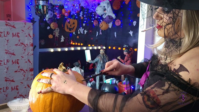 HollyCox: Witch’s Smoke Ritual Watch Me Carve While I Drag